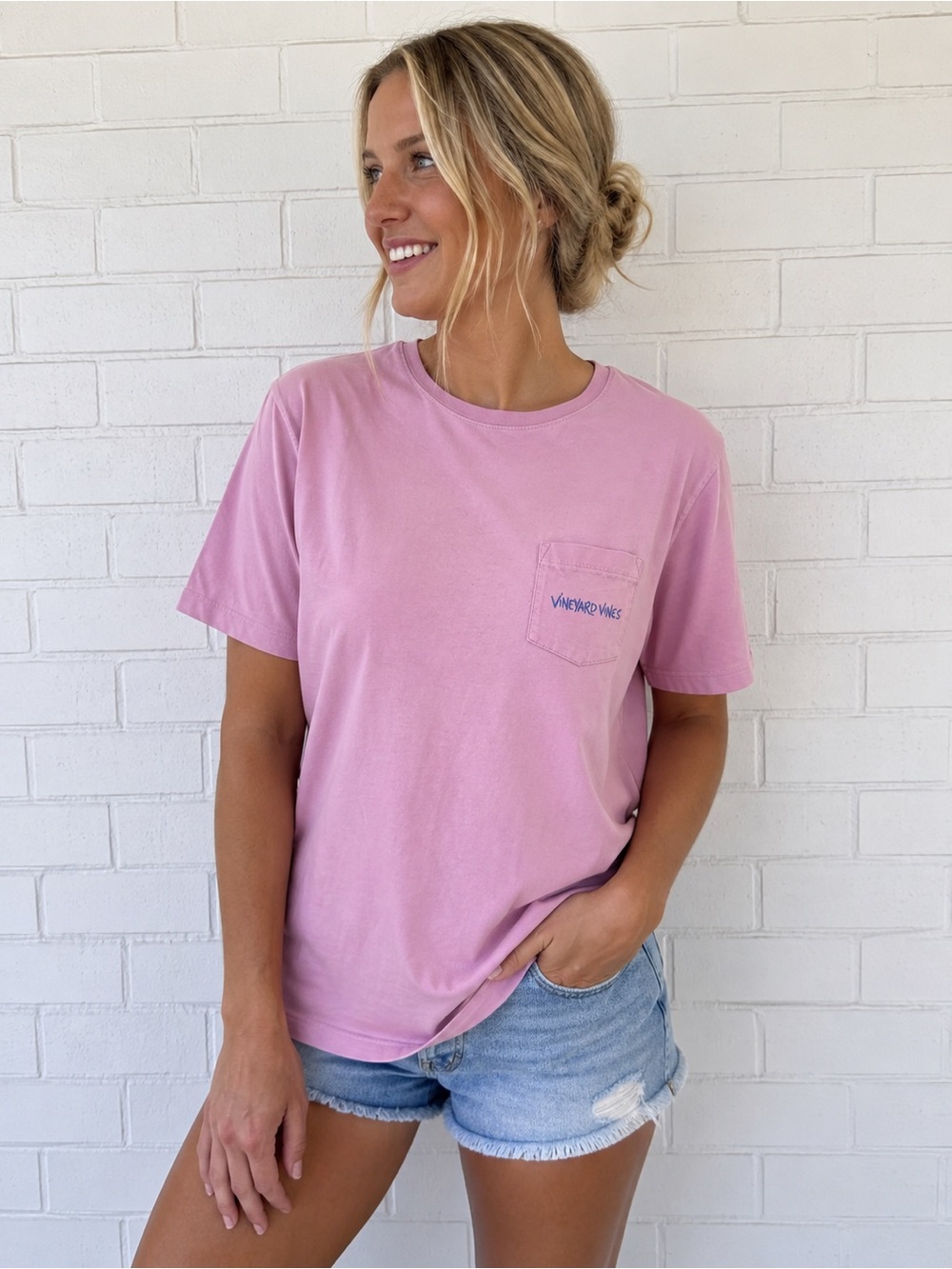 Vineyard Vines Pink Graphic Pocket Tee Large Cotton Whale Bottle Graphic